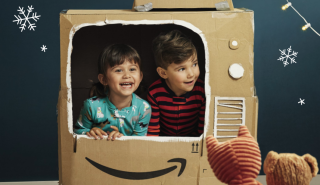 Η Amazon τυπώνει... κατάλογο για τις γιορτές!