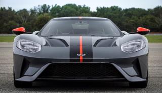 Αυτό είναι το αγωνιστικό Ford GT Carbon Series! (pics)