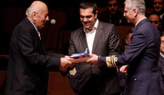  Τόνωση του κυβερνητικού αφηγήματος με αναδρομικά και προσλήψεις