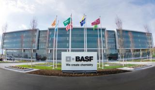 «Βουτιά» 4% για τη BASF μετά το «καμπανάκι» για τα κέρδη