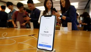H Κίνα απαγορεύει την πώληση των παλιών iPhone