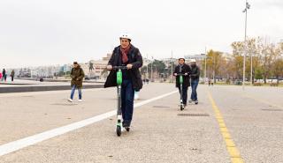 Θεσσαλονίκη: Μετακινήσεις με ηλεκτρικά πατίνια μέσω κινητού