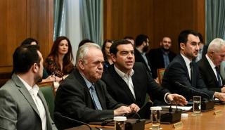 Επιχείρηση πειθούς για «γνήσια» έξοδο από το Μνημόνιο μέσω παροχών