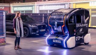 Αυτόνομα οχήματα που ειδοποιούν για τις κινήσεις τους! (vid)