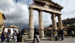 «Χρυσές δουλειές» κάνουν τα τουριστικά γραφεία στην Ελλάδα