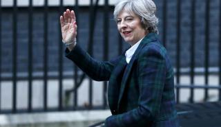 Μέι: Θα παραιτηθώ εάν περάσει η συμφωνία για το Brexit