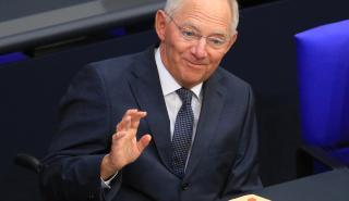 Bloomberg: Καθώς ο Σόιμπλε λέει αντίο, η Ευρωζώνη αλλάζει σελίδα