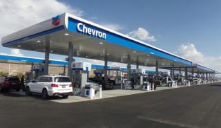 Chevron: Μειωμένα τα κέρδη δ' τριμήνου αλλά και αύξηση μερίσματος κατά 8%