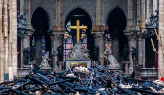 Παναγία των Παρισίων: Διαφωνούν οι ειδικοί για τον τρόπο αποκατάστασης