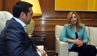 Στο στόχαστρο του ΚΙΝΑΛ ο «γάμος» ΣΥΡΙΖΑ - ΔΗΜΑΡ