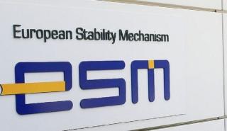 Δύο πηγές εξωτερικών κινδύνων απειλούν την ελληνική οικονομία