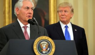 Τραμπ για Τίλερσον: Bλάκας με περικεφαλαία