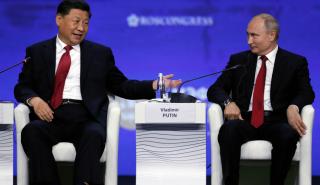 Πούτιν από οικονομικό Φόρουμ: Ρωσία και Κίνα είναι στρατηγικοί εταίροι