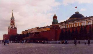 Το Κρεμλίνο κατηγορεί την Ουάσινγκτον για κλιμάκωση της έντασης 