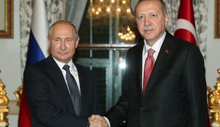 Ο Πούτιν καταργεί τις βίζες για τους Τούρκους