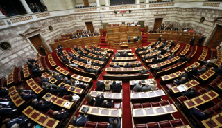 Με διαρροές ψηφίζεται η αναδοχή τέκνων και από ομόφυλα ζευγάρια