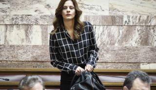 Έφη Αχτσιόγλου: «Δυναμικό» ξεκίνημα της ΝΔ με «ρεκόρ» απολύσεων