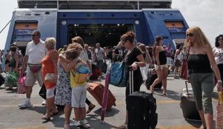 Αυξημένη η κίνηση στα λιμάνια λόγω της καλοκαιρινής εξόδου