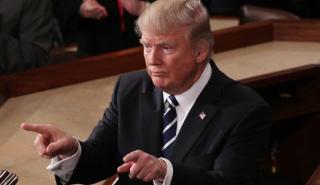 Ετοιμάζεται για τον... πόλεμο των άστρων ο Ντόναλντ Τραμπ