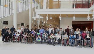 Παιδιά και νέοι από την ΕΛΕΠΑΠ και την Εταιρεία Προστασίας Σπαστικών «Πόρτα Ανοιχτή», με την υποστήριξη της bwin! (pics)