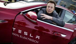 Tesla: Ξεπέρασε για πρώτη φορά το 1 τρισ. δολάρια - Ώθηση από τη συμφωνία με τη Hertz