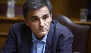 Τσακαλώτος: Φταίνε οι θεσμοί για τα υπερπλεονάσματα