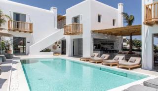 Adorno Beach Hotel & Suites: Το πελατοκεντρικό σέρβις εξασφαλίζει σταθερούς επισκέπτες