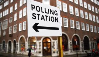 Βρετανικές εκλογές: Αντίστροφη μέτρηση για το exit poll