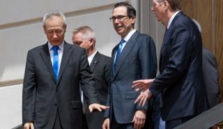 Εμπορικός πόλεμος: Νέα καθυστέρηση στην ενεργοποίηση των δασμών