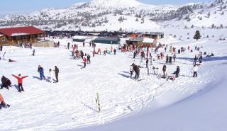 Χιονοδρομικά κέντρα: Υποχρεωτική χρήση μάσκας παντού - Τα νέα μέτρα προστασίας