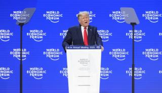 Με τους «προφήτες της Αποκάλυψης» για το κλίμα τα βάζει ο Τραμπ στο Νταβός