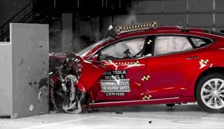 Στο μικροσκόπιο των αρχών Tesla που έσπειρε το θάνατο στις ΗΠΑ