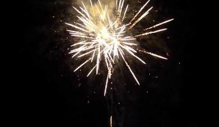 Τραυματίστηκε από βεγγαλικό κοριτσάκι στη Ρόδο