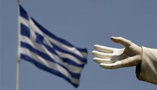 Handelsblatt: Στρατηγική μείωσης των στόχων για τα πλεονάσματα καταρτίζει ο Μητσοτάκης
