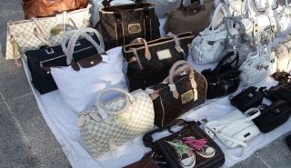 Σφίγγει ο κλοιός για το παρεμπόριο – Νέες ρυθμίσεις και μέτρα ελέγχου