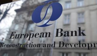 EBRD για Ελλάδα: «Βλέπει» επιτάχυνση ανάπτυξης στο 2,3% φέτος - Καλή πρόοδος στις επενδύσεις που στηρίζονται από το Ταμείο Ανάκαμψης