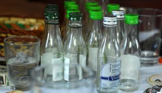 Διπλασιάστηκαν οι πωλήσεις σε τσίπουρο και ρακή στα σούπερ μάρκετ