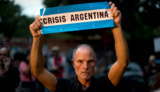 Αργεντινή: Ο πρόεδρος Φερνάντες θα συμμορφωθεί τελικά με την απόφαση για τη χρηματοδότηση του Μπουένος Άιρες
