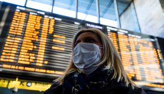 Η ΕΕ αντίθετη στα υποχρεωτικά τεστ κορονοϊού στους ταξιδιώτες από την Κίνα