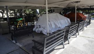 Παπαθανάσης: Εξετάζεται να ανοίξουν νωρίτερα τα εμπορικά κέντρα και η εστίαση (vid)