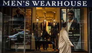 Πλήγμα στις εταιρείες ένδυσης από τους εργαζομένους που «έκοψαν» τα κοστούμια