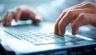 Microsoft: Προβλήματα με Teams και Outlook σε όλο τον κόσμο