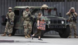 ΗΠΑ: Ομοσπονδιακός δικαστής μπλόκαρε την ανάπτυξη 200 Εθνοφρουρών στο Πόρτλαντ που διέταξε ο πρόεδρος Τραμπ