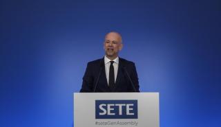 Ρέτσος: Τρεις άξονες για την επανεκκίνηση του τουρισμού