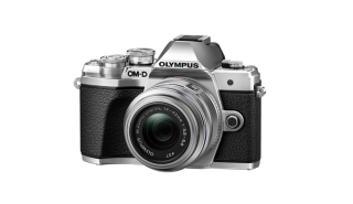«Τίτλοι τέλους» για την Olympus