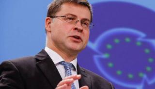 Ντομπρόβσκις: Στο Eurogroup του Δεκεμβρίου θα συζητηθούν τα μέτρα για το ελληνικό χρέος