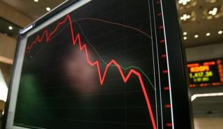 «Τσουνάμι» ρευστοποιήσεων χτύπησε το Χρηματιστήριο, βουτιά 10,61%