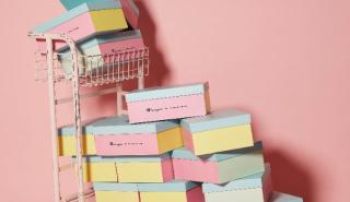 Στα attica πολυκαταστήματα η Champion