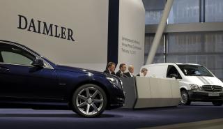 Αυξημένα τα κέρδη της Daimler στο γ' τρίμηνο - Πλήγμα στα έσοδα από τους ημιαγωγούς