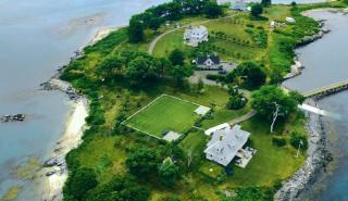 Το ιδιωτικό νησί που κοστίζει 250.000 δολάρια την εβδομάδα (pics)